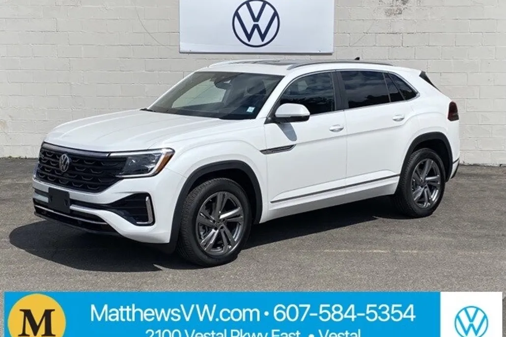 2024 Volkswagen Atlas Cross Sport SEL R-Line photo 1