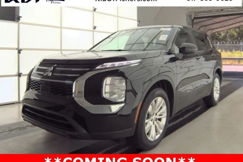 2025 Mitsubishi Outlander ES photo 1