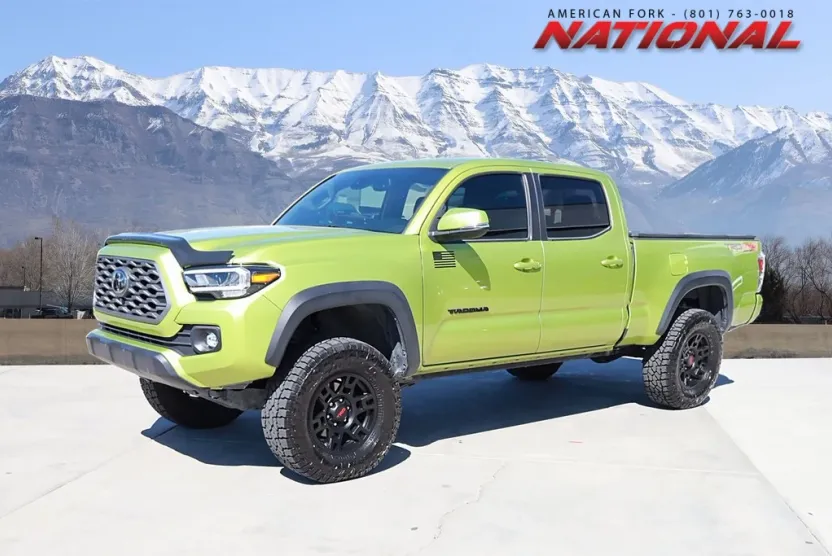 2023 Toyota Tacoma SR5 photo 1