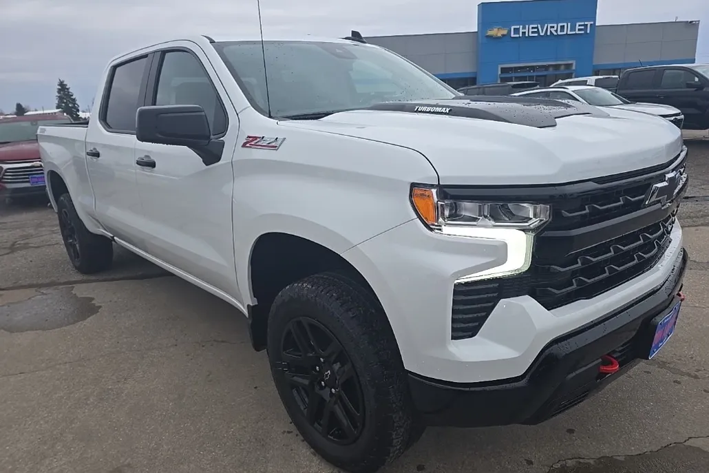 2025 Chevrolet Silverado 1500 LT Trail Boss photo 1