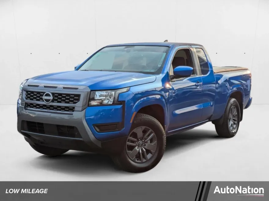 2025 Nissan Frontier SV photo 1