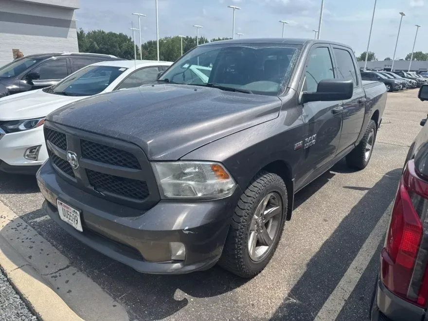 2015 Ram 1500 Express photo 1