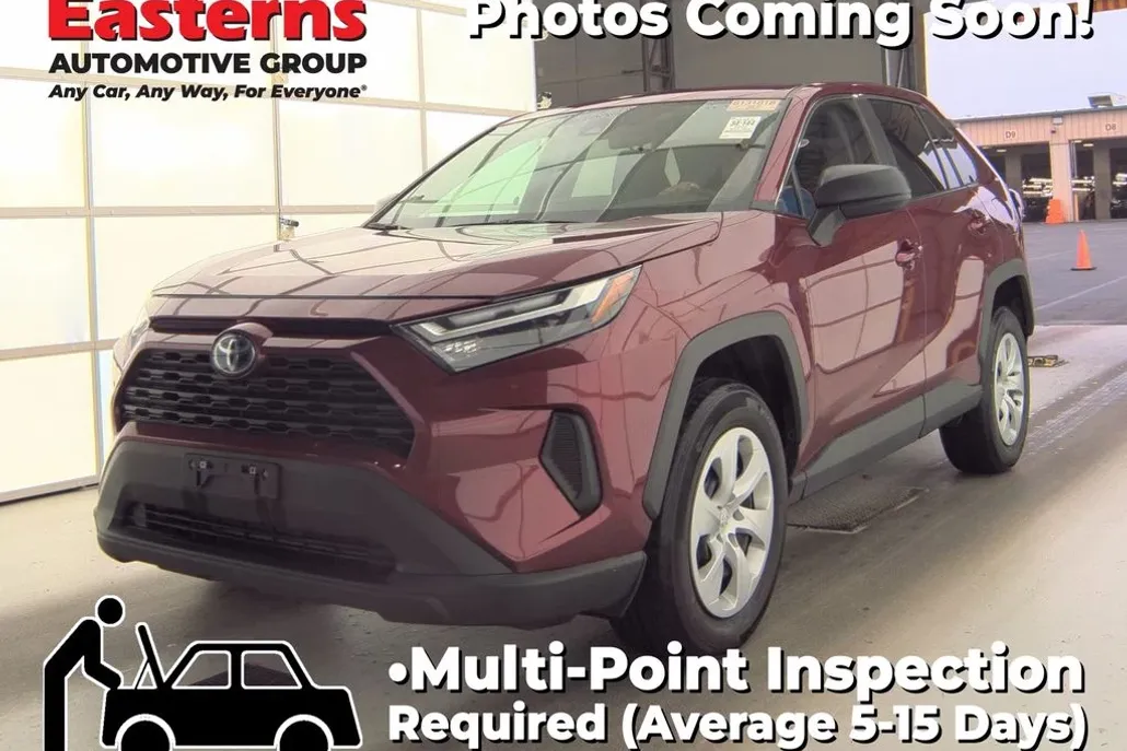 2024 Toyota RAV4 LE photo 1