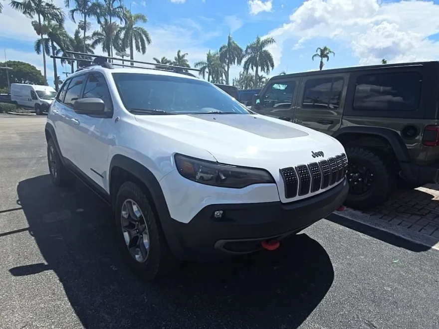 2019 Jeep Cherokee Trailhawk photo 1
