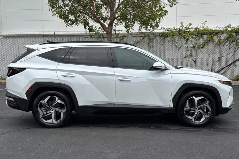 2022 Hyundai Tucson Limited photo 1