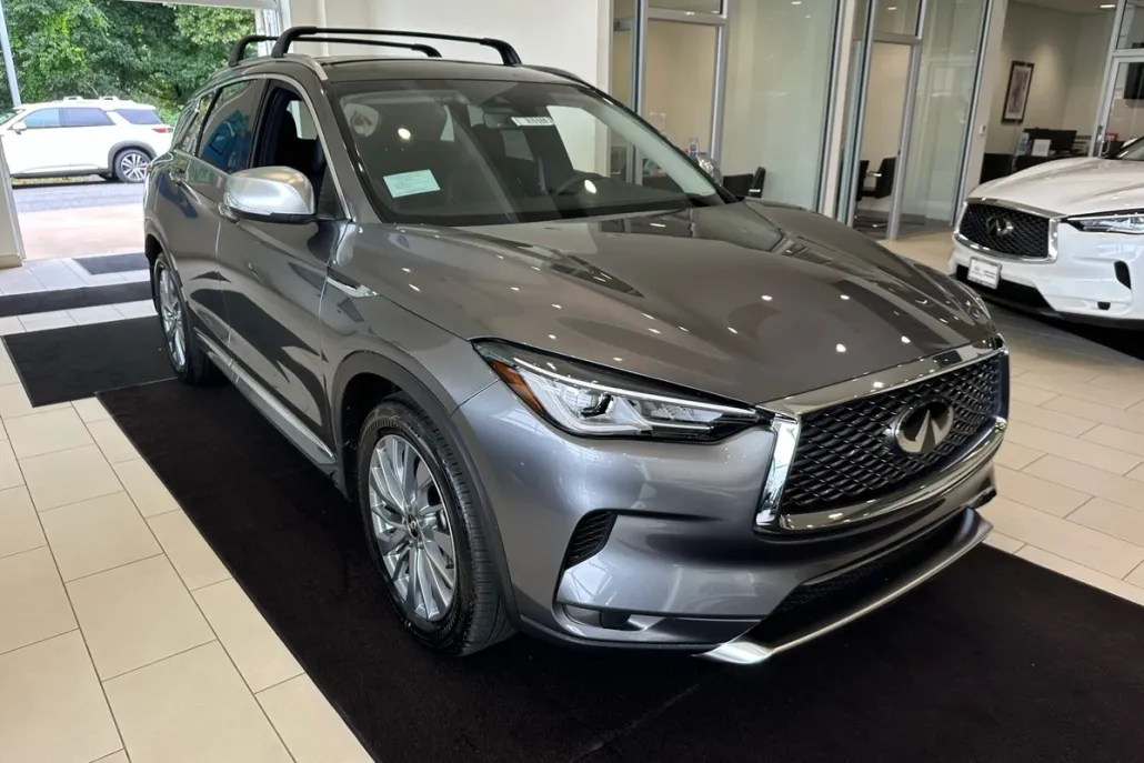 2025 Infiniti QX50 Luxe AWD photo 1