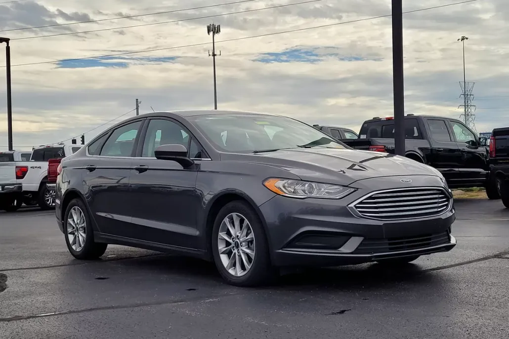 2017 Ford Fusion SE photo 1