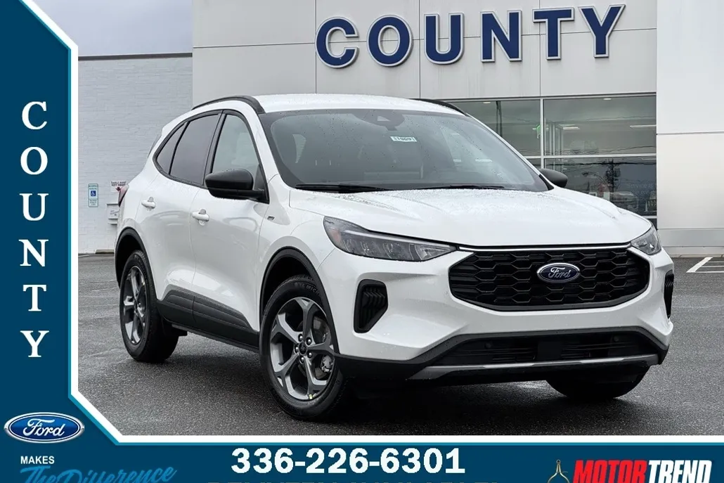 2025 Ford Escape ST-Line photo 1