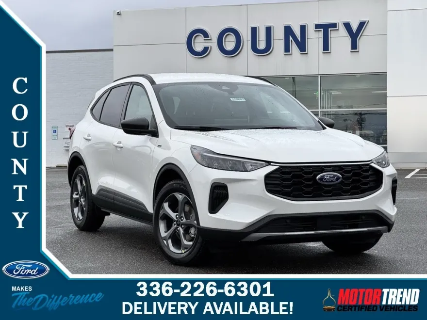 2025 Ford Escape ST-Line photo 1