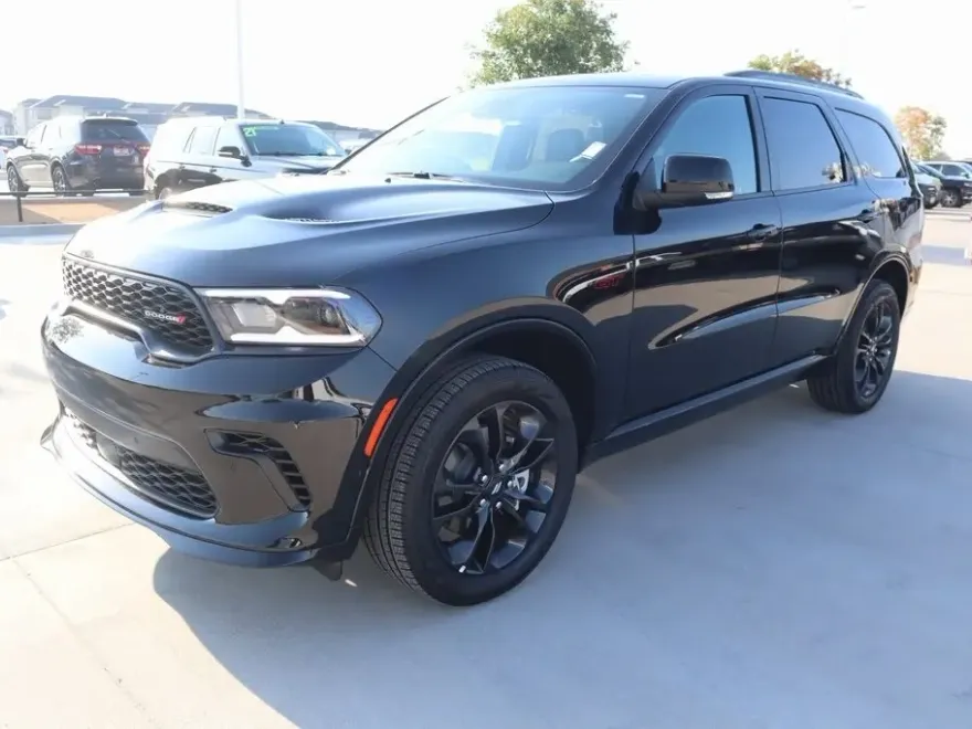 2025 Dodge Durango GT Plus photo 1
