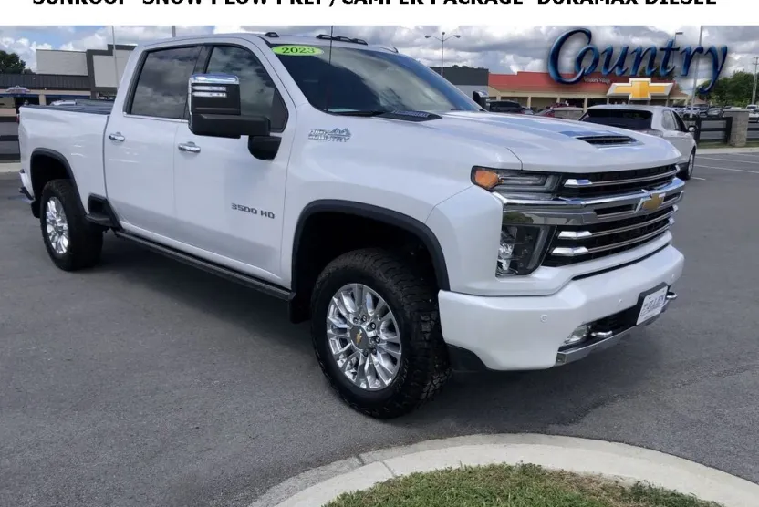 2023 Chevrolet Silverado 3500HD High Country photo 1