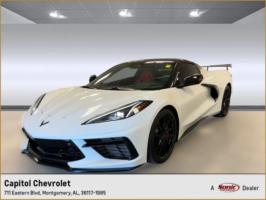 2025 Chevrolet Corvette Stingray 2LT Convertible photo 1