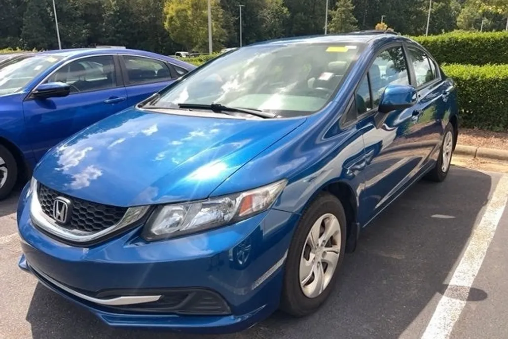 2013 Honda Civic LX photo 1