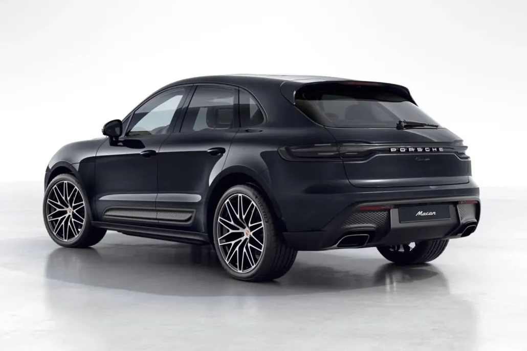 2026 Porsche Macan T photo 1