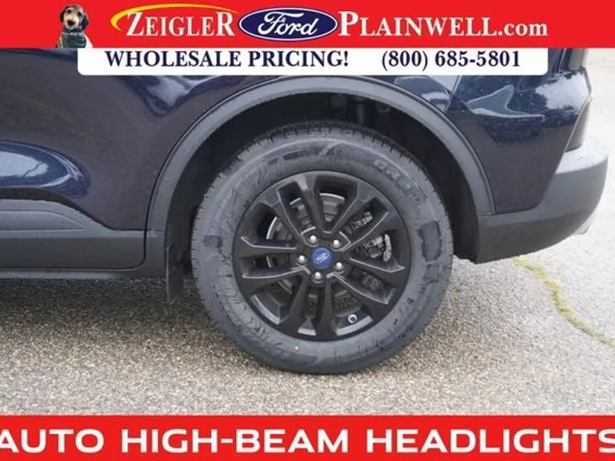 2021 Ford Escape SE photo 1