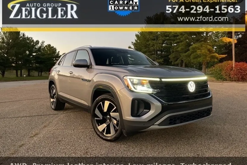 2025 Volkswagen Atlas Cross Sport SE Technology photo 1