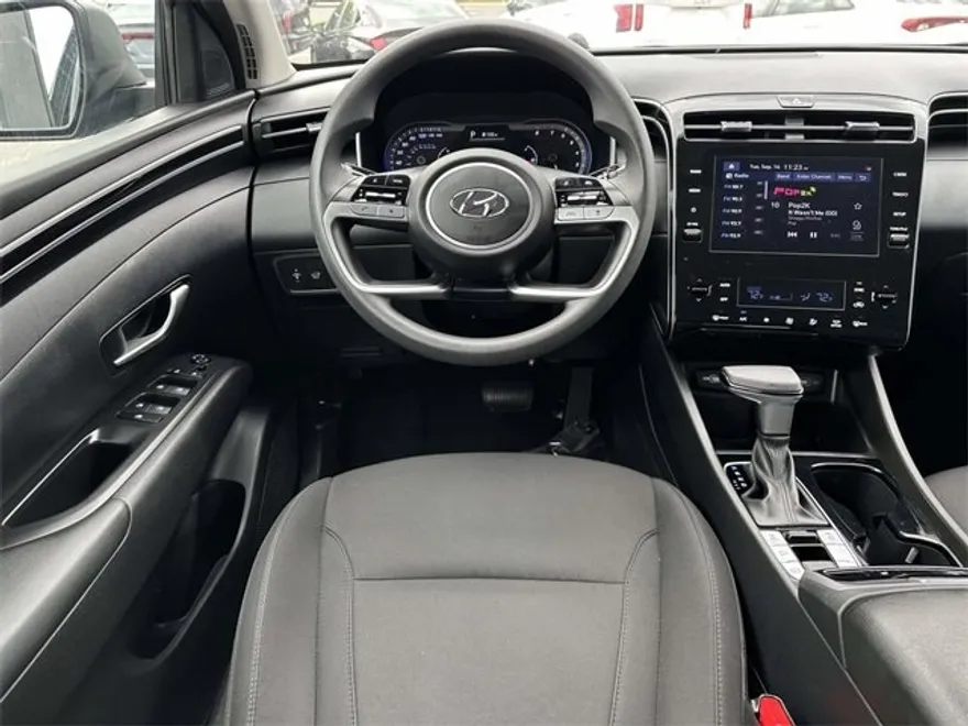 2024 Hyundai Tucson SEL photo 1
