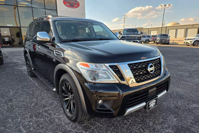 2018 Nissan Armada Platinum photo 1