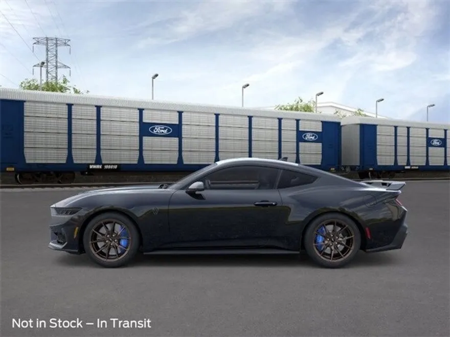 2025 Ford Mustang Dark Horse Deluxe photo 1