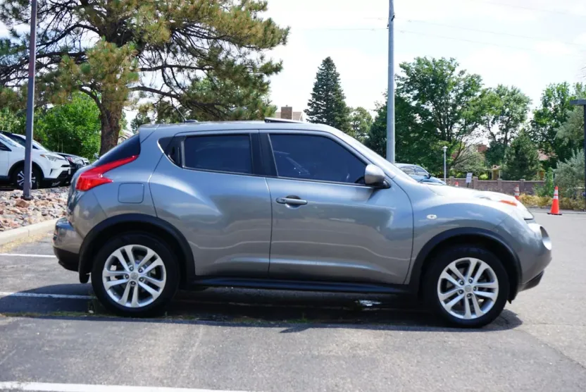 2014 Nissan Juke SL photo 1