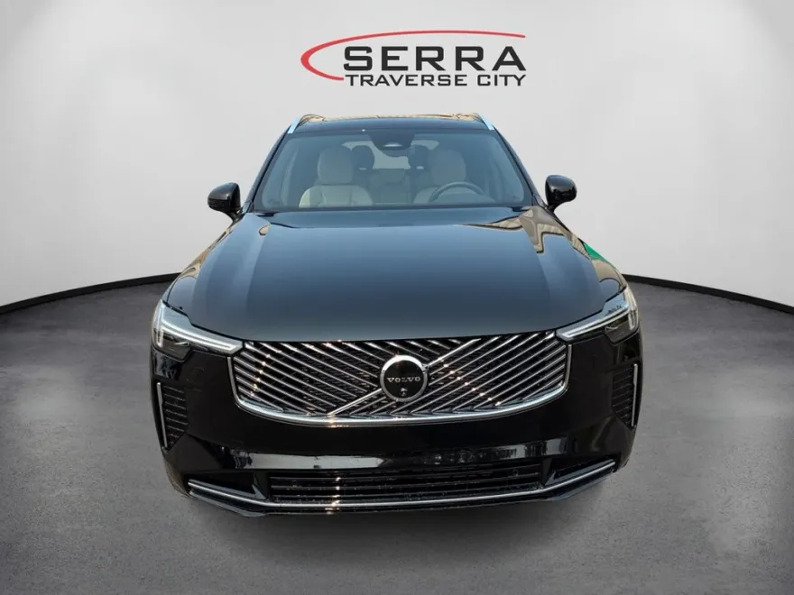 2026 Volvo XC90 AWD Plus photo 1
