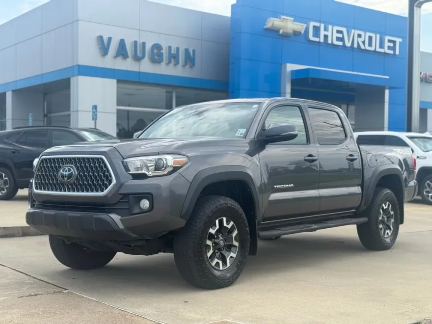 2019 Toyota Tacoma TRD V6 photo 1