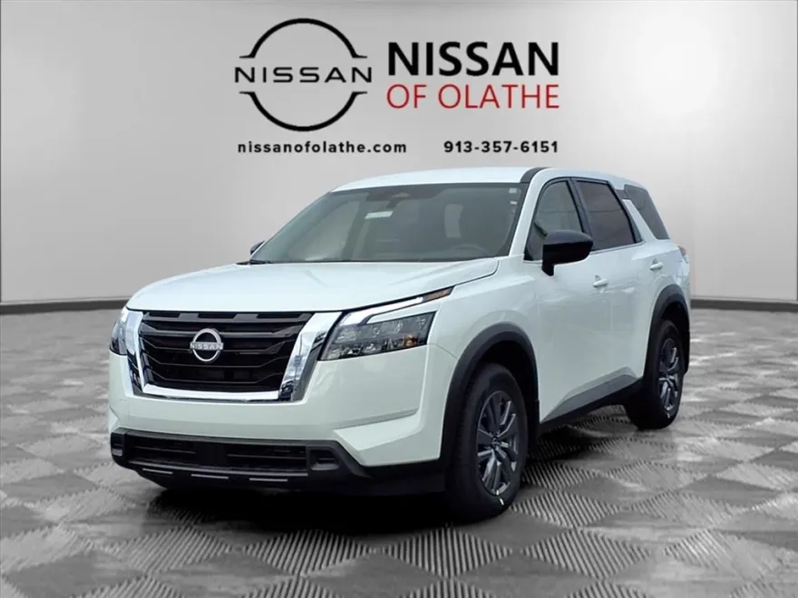 2025 Nissan Pathfinder S photo 1