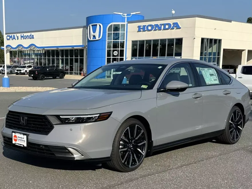 2025 Honda Accord Hybrid Touring photo 1