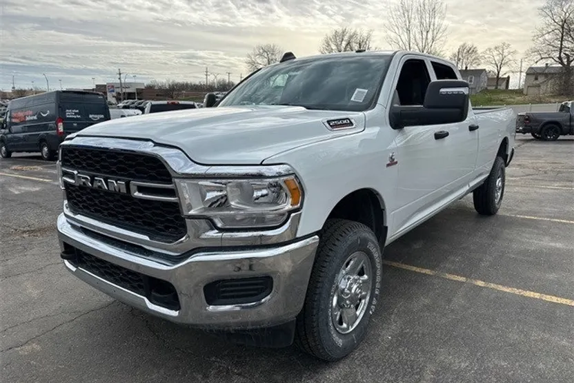 2024 Ram 2500 Tradesman photo 1