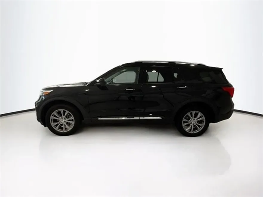 2023 Ford Explorer Limited photo 1