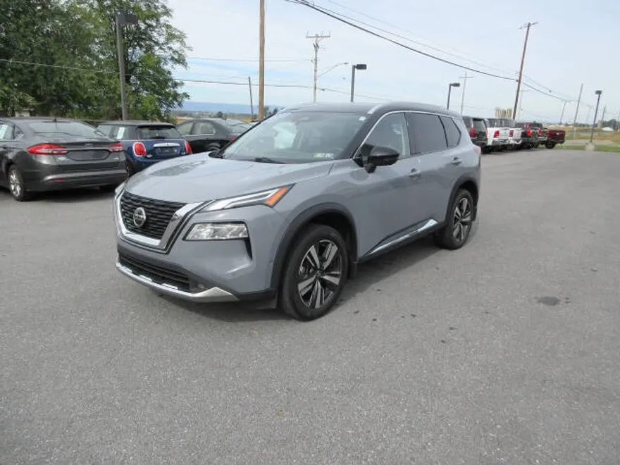 2021 Nissan Rogue Platinum photo 1