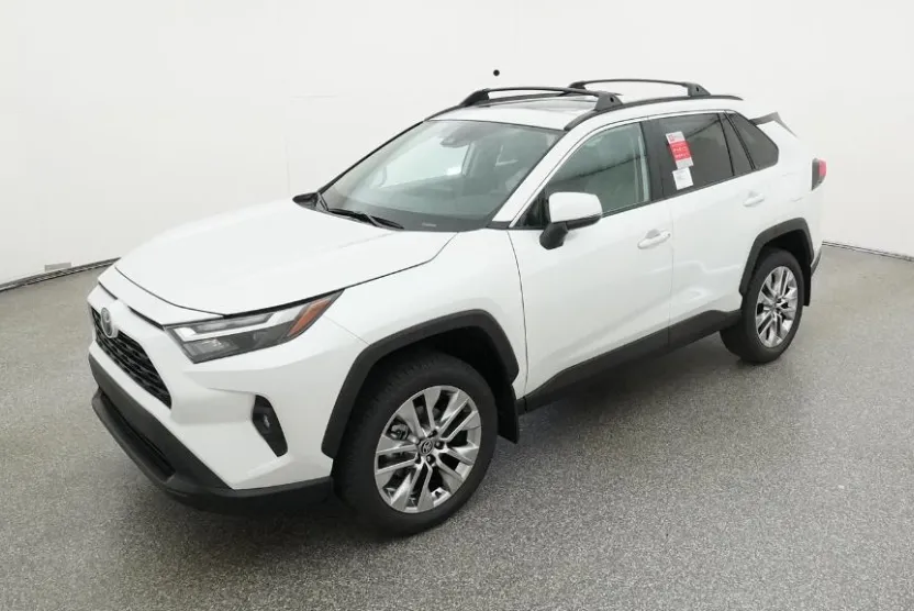 2025 Toyota RAV4 XLE Premium photo 1