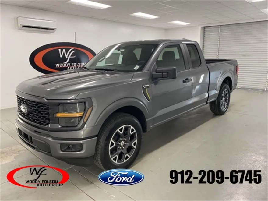 2025 Ford F-150 STX photo 1