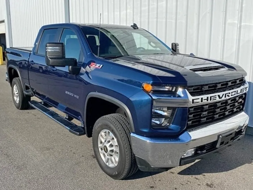 2023 Chevrolet Silverado 2500HD LT photo 1
