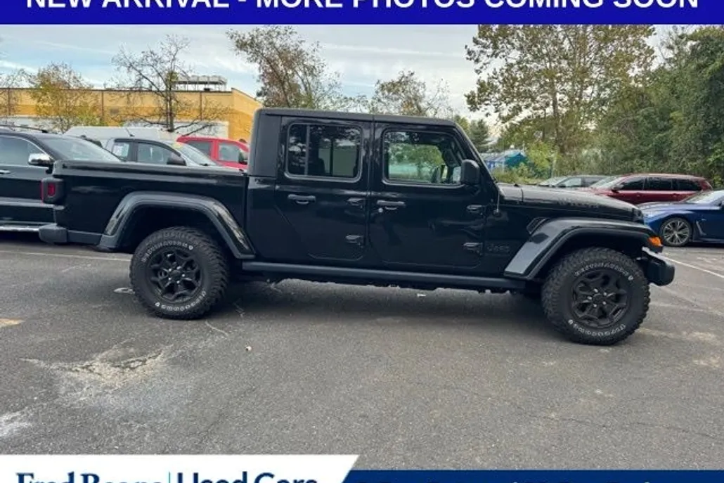 2022 Jeep Gladiator Willys photo 1