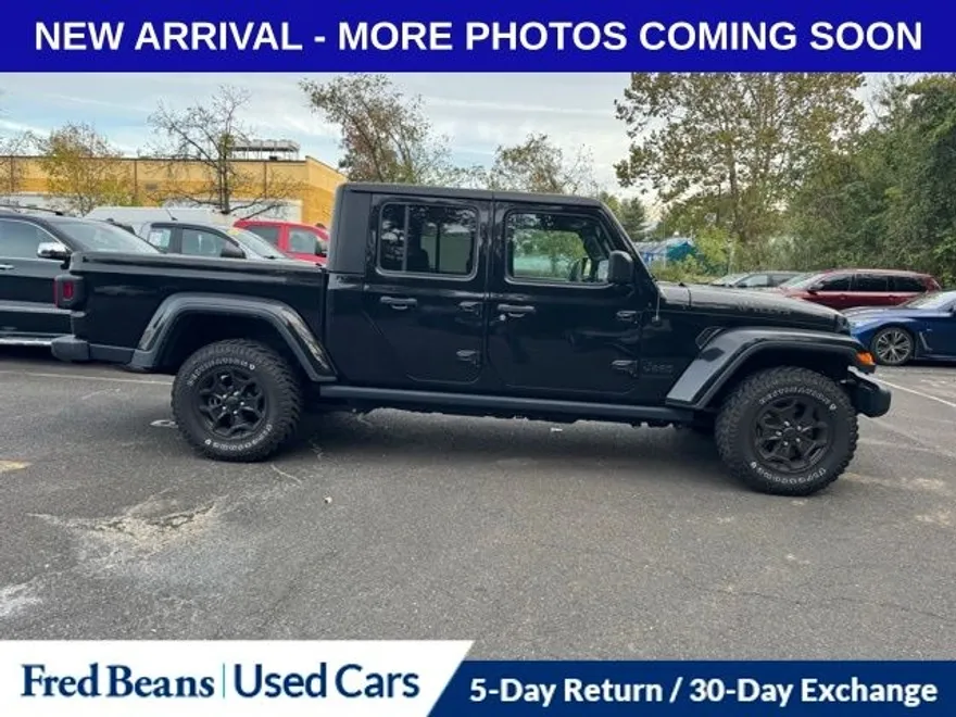 2022 Jeep Gladiator Willys photo 1