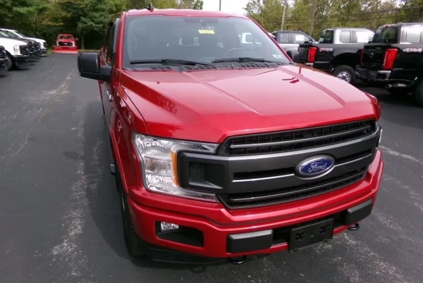 2020 Ford F-150 XLT photo 1