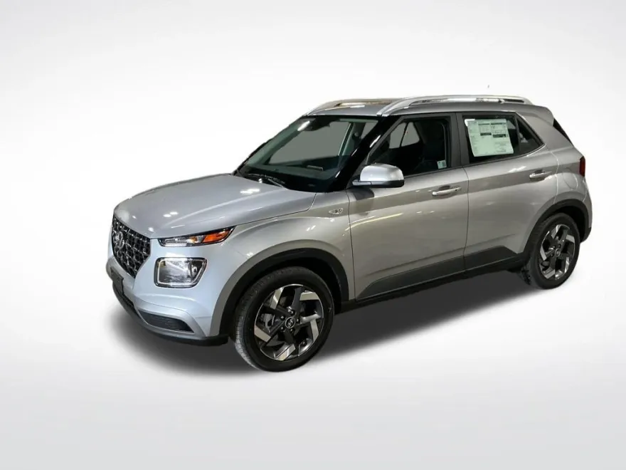 2025 Hyundai Venue SEL photo 1