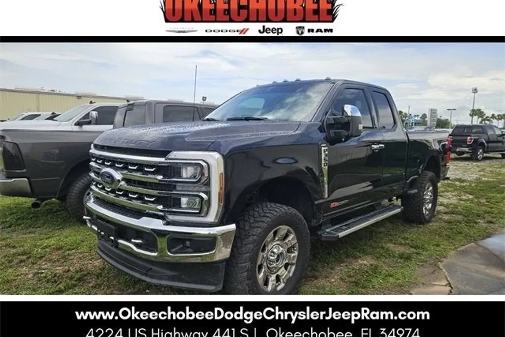 2024 Ford F-350 Lariat photo 1