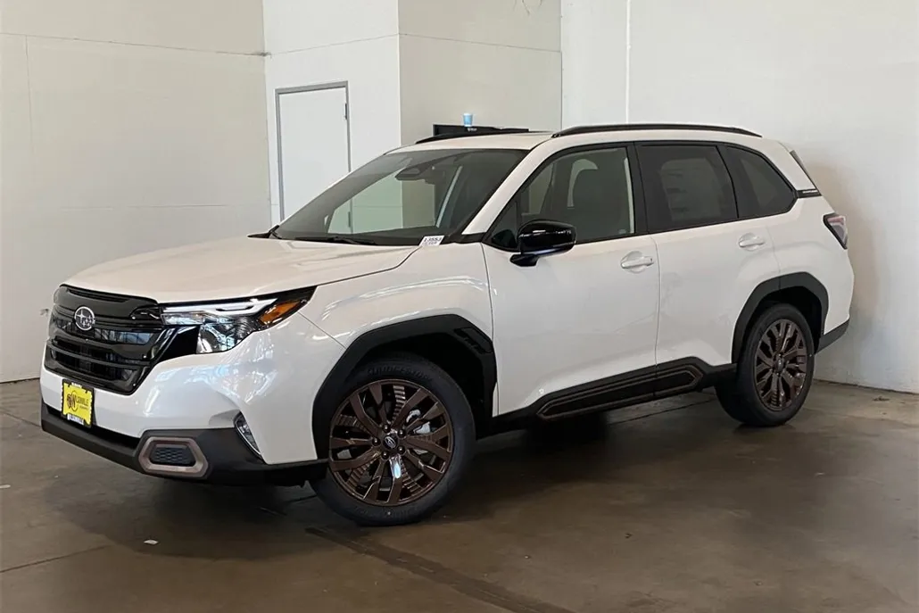 2025 Subaru Forester Sport photo 1