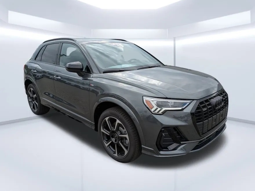 2025 Audi Q3 S line Premium Plus photo 1