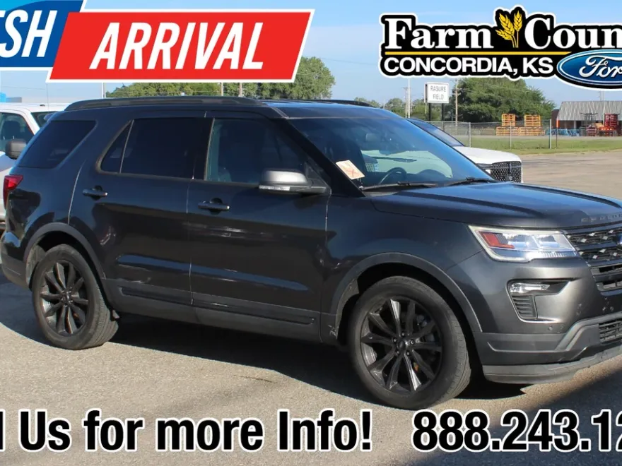 2018 Ford Explorer XLT photo 1