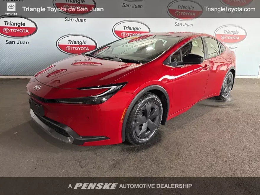 2025 Toyota Prius Plug-in SE photo 1
