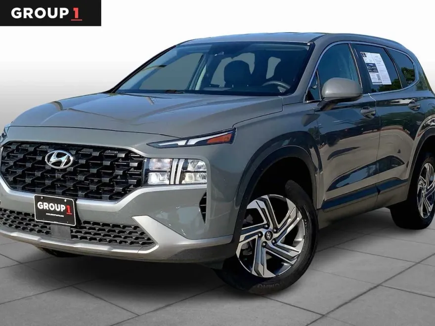 2023 Hyundai Santa Fe SE photo 1