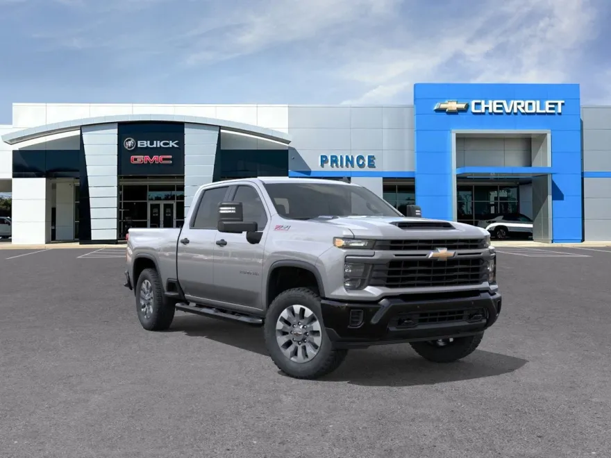 2025 Chevrolet Silverado 2500HD Custom photo 1