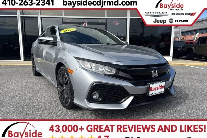 2018 Honda Civic EX Hatchback photo 1