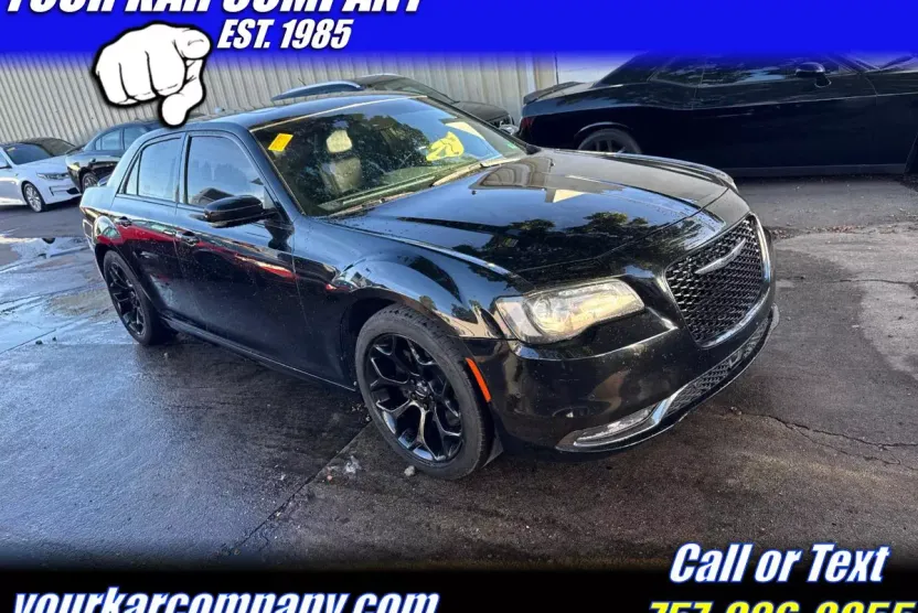 2015 Chrysler 300 photo 1