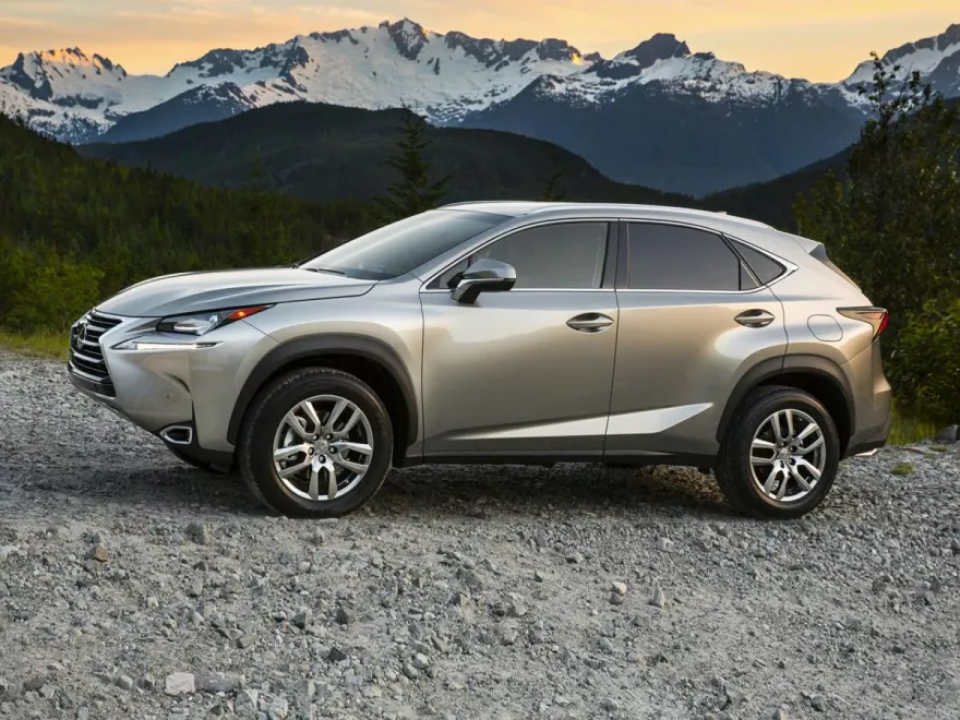 2017 Lexus NX 200t Luxury photo 1
