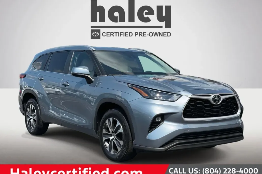 2023 Toyota Highlander XLE photo 1