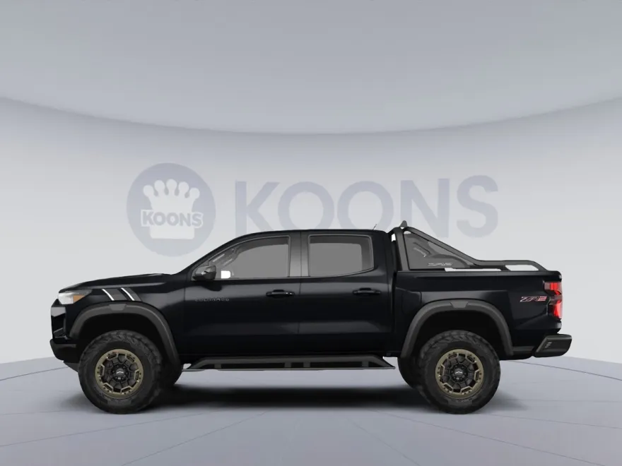 2026 Chevrolet Colorado LT photo 1